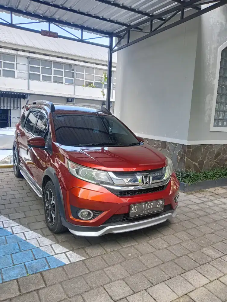 Rental mobil plus driver