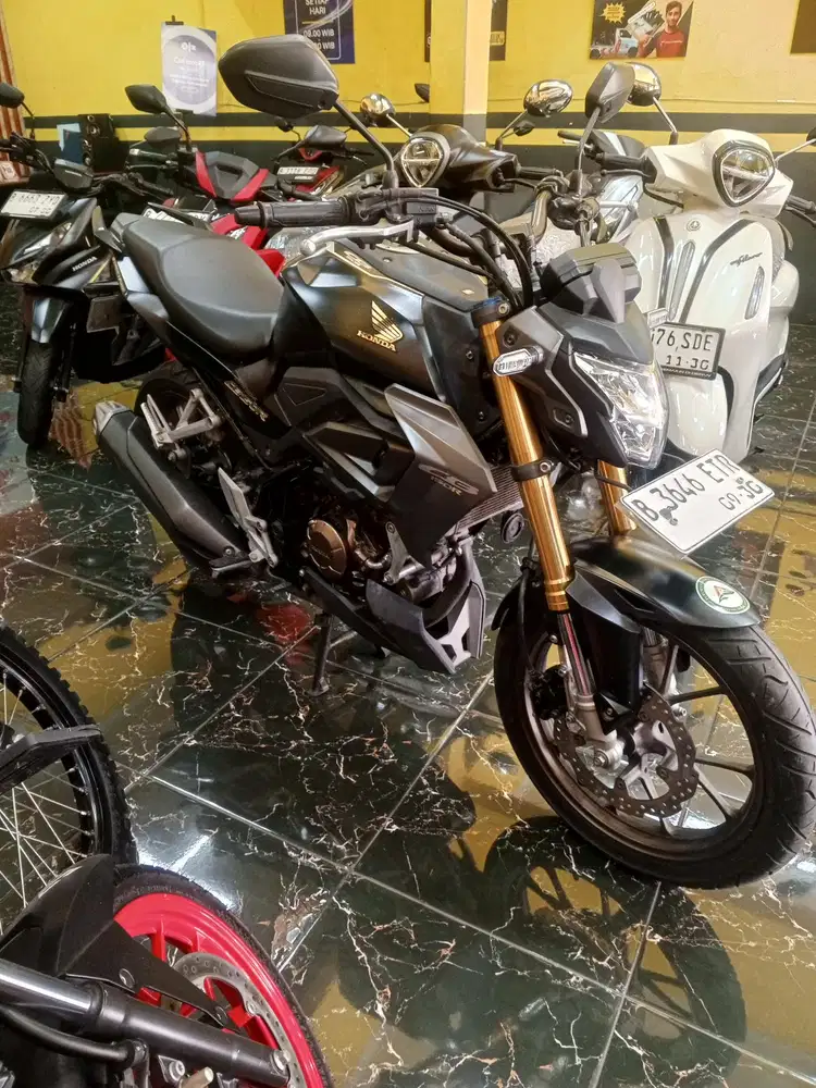 CB 150R 2022.MESIN BODY KAKI2 PRIMA.PJK ON.BISA ANTAR BAYAR DIRUMAH.