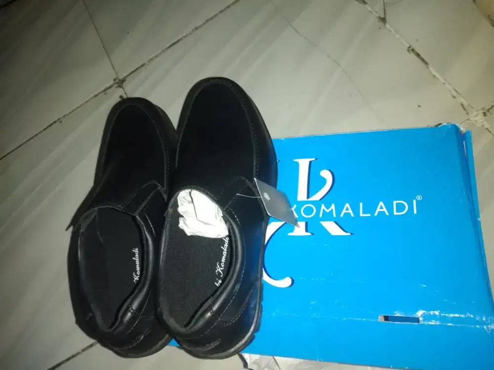 Jual sepatu kerja/pantofel merk yongki komaladi uk 41