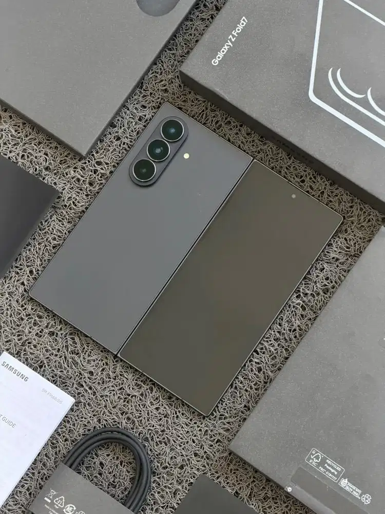 Samsung Galaxy Z Fold 7 JetBlack 512gb Fullset Resmi