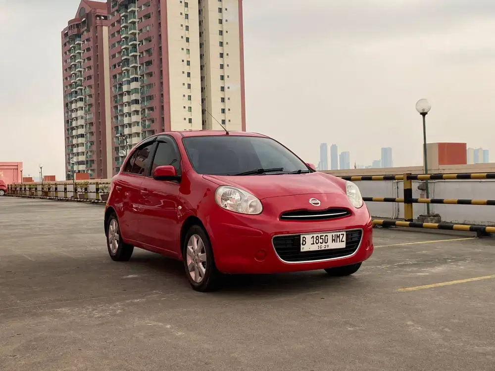 MURAH Nissan March 2012