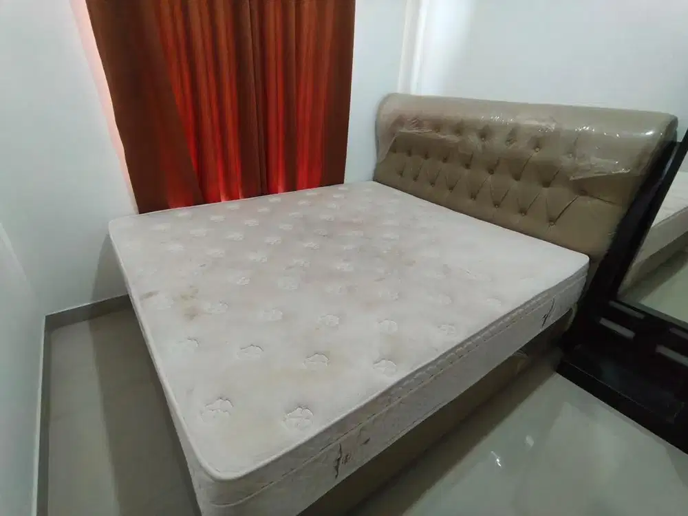 Jual kasur+dipan bekas, beli 1 dapet 2
