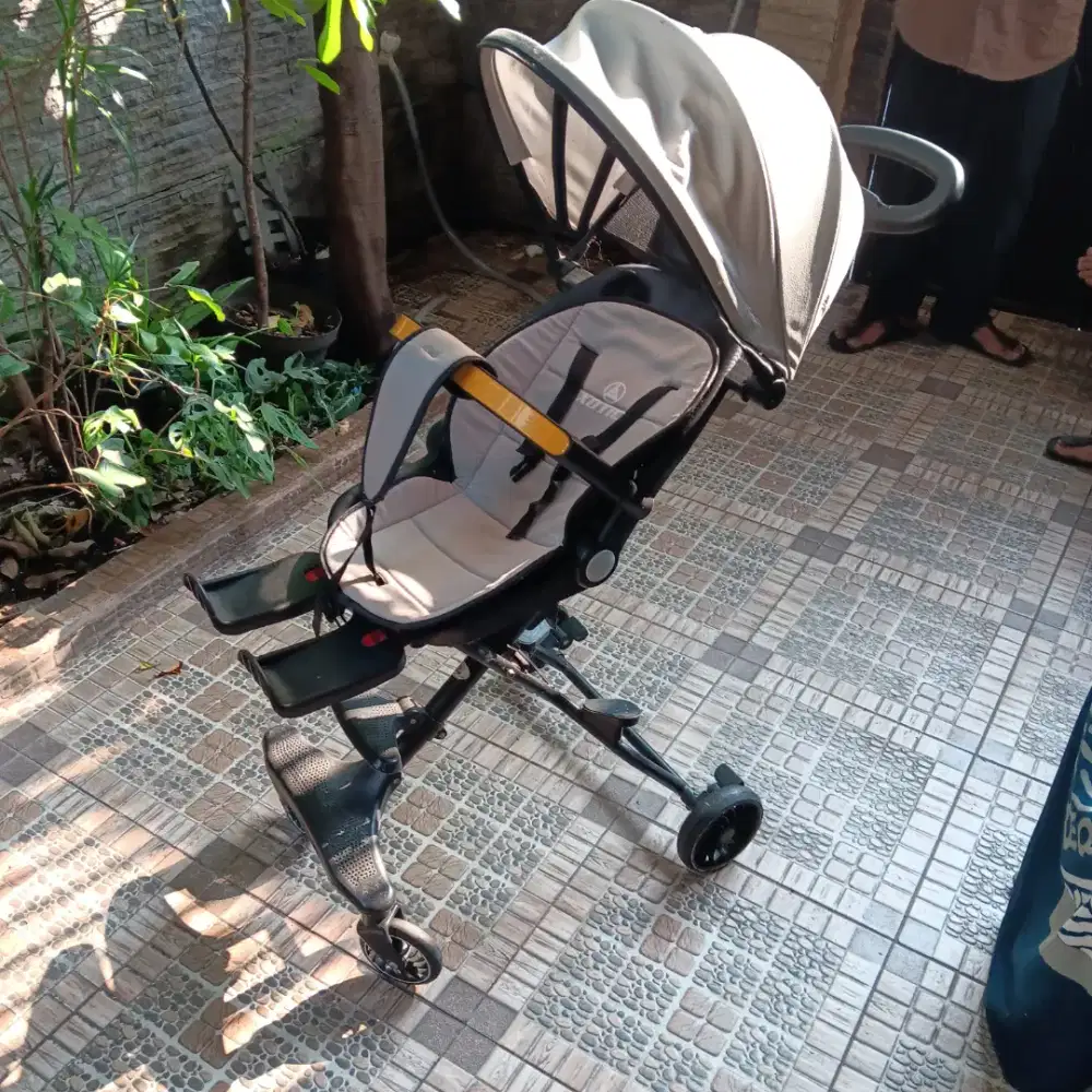 Stroller exotic bayi