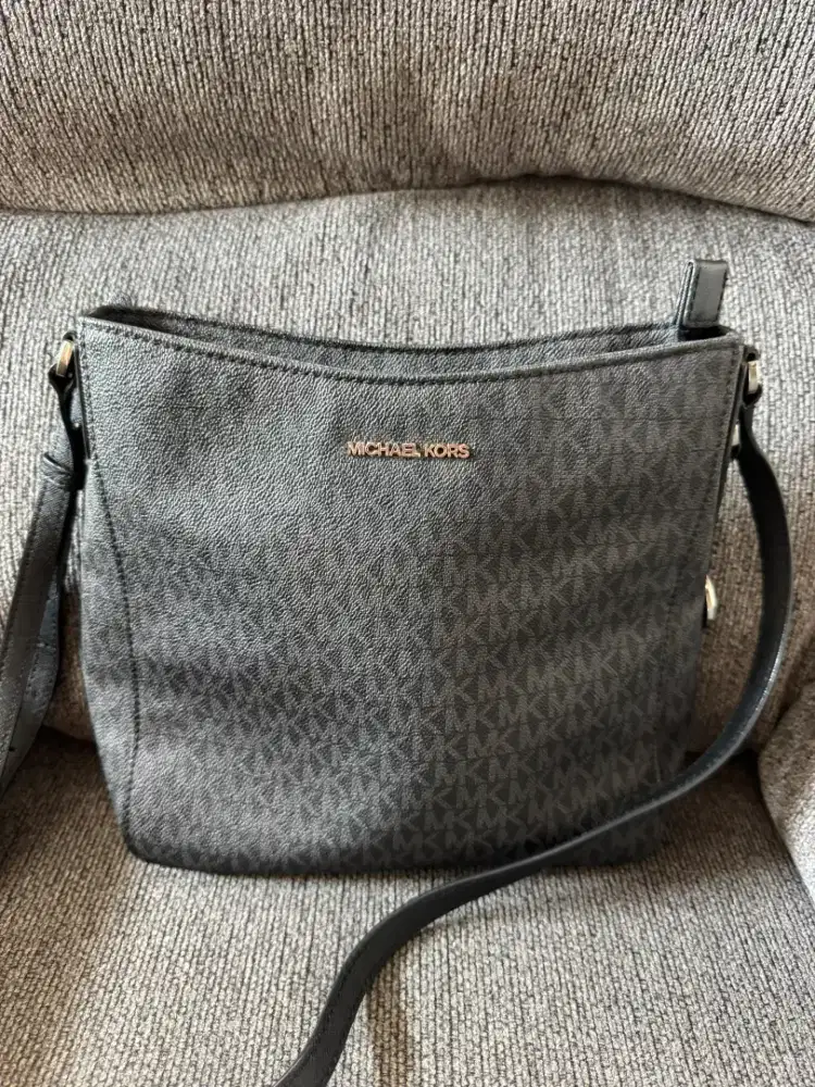 Tas wanita slempang
