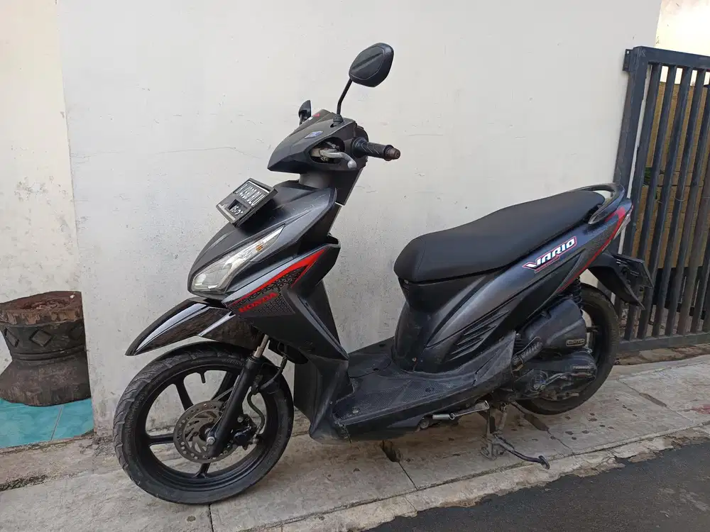 Di jual cepat vario Agnes 2017 bagus