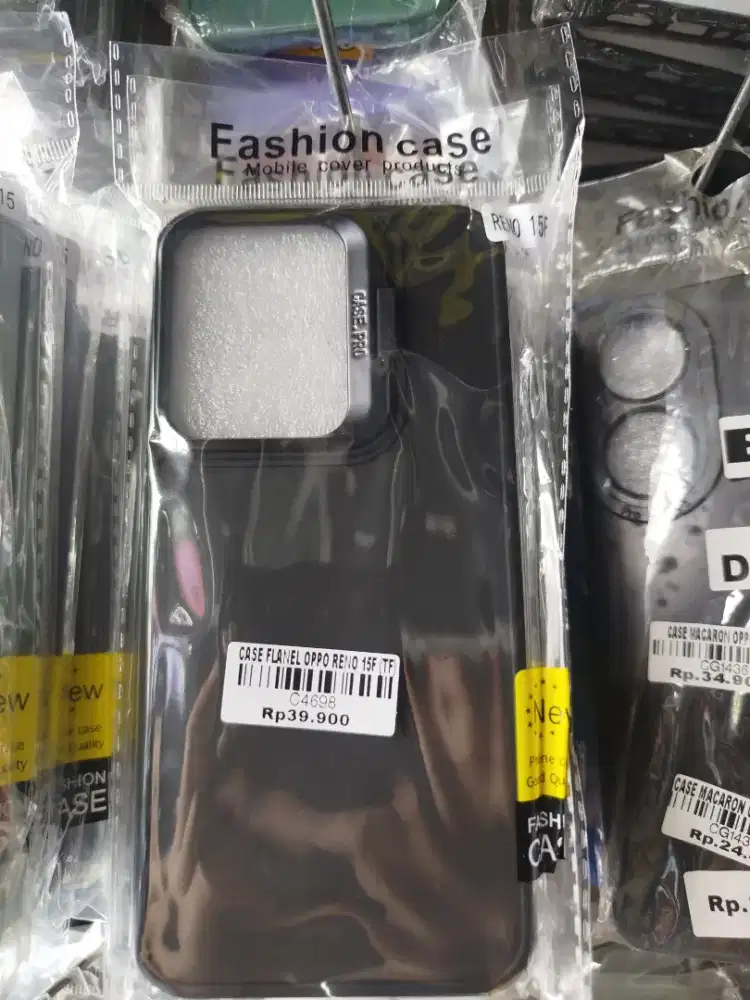CASE FLANEL OPPO RENO 15F