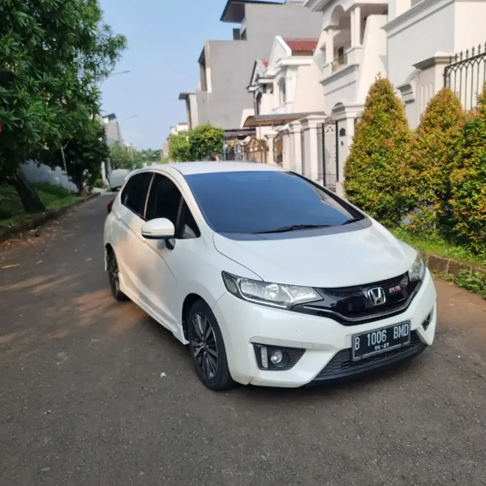 DIJUAL BEKAS Honda Jazz RS 1.5 Automatic