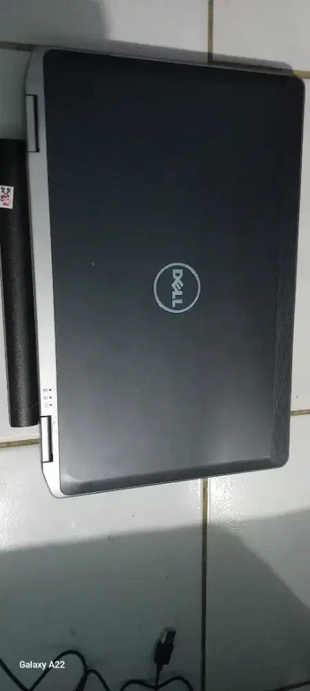 Edisi Turun harga Dell Latitude E6330 Core i5-3360M Minus