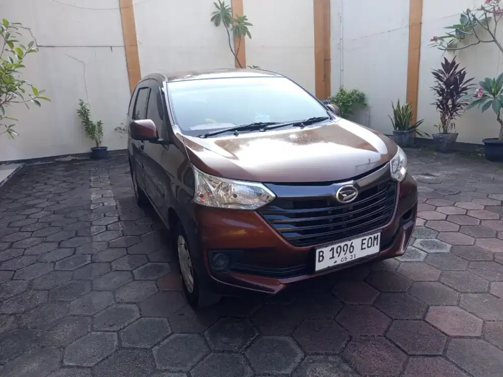 Dijual Daihatsu Xenia 2016