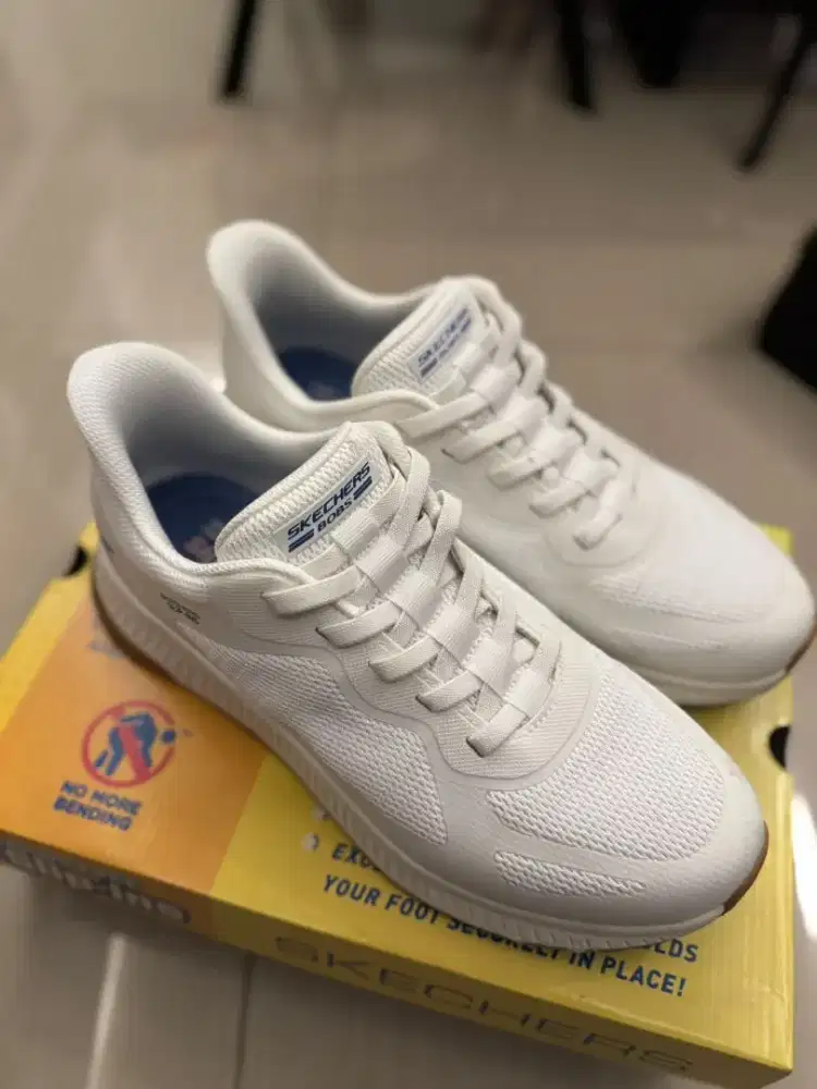 Sepatu skechers slip in ex artis