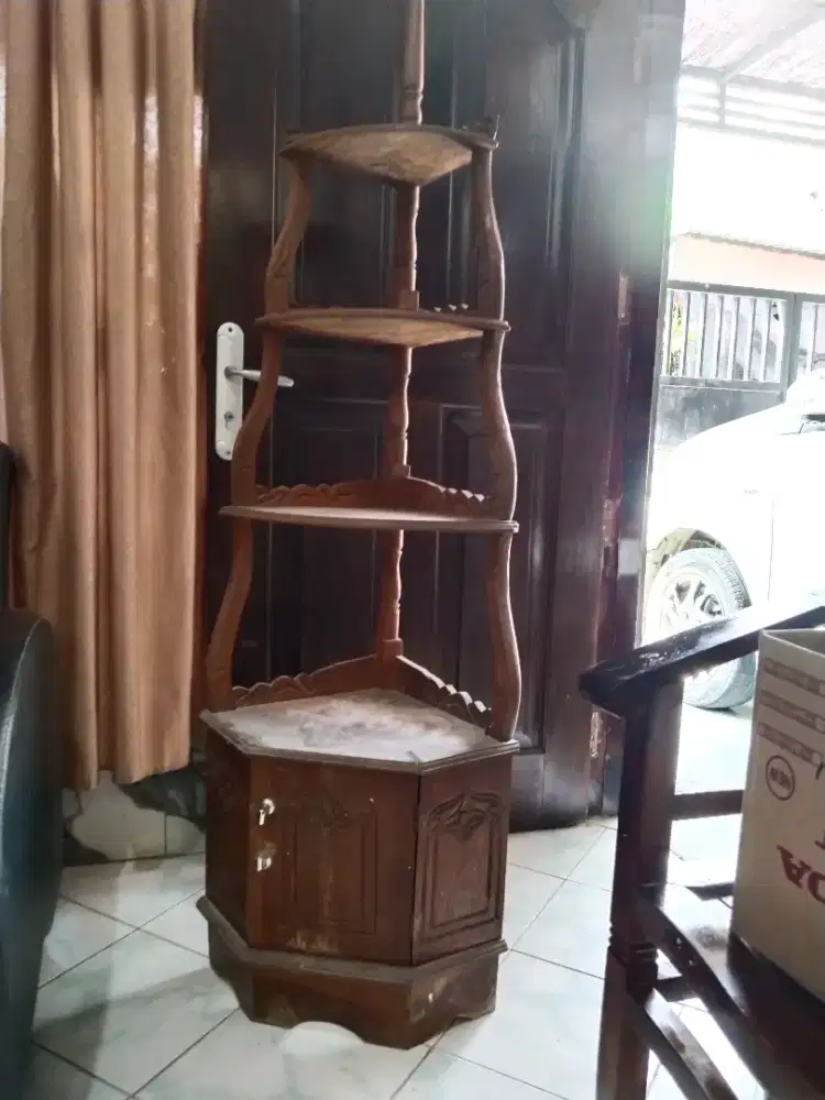 Buffet sudut jati asli