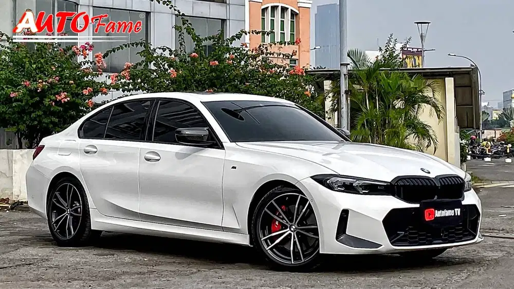 BMW G20 330i Msport 255HP Pemk 2024 Layar Sambung Sunroof White On Bla