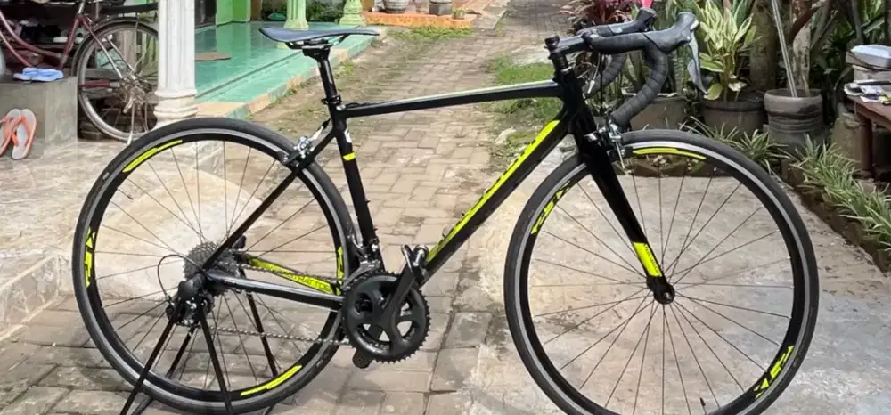 Polygon strattos S4
