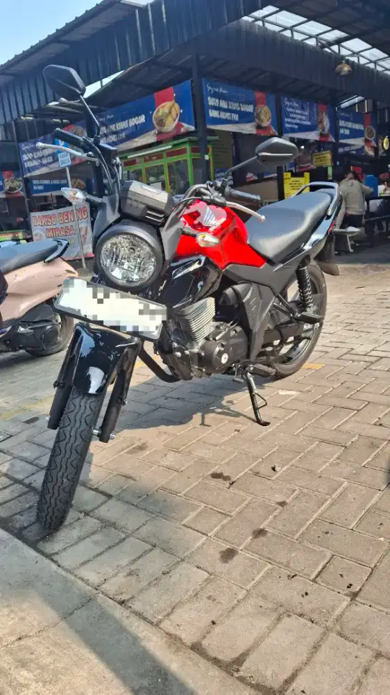 Honda New CB150 Verza
