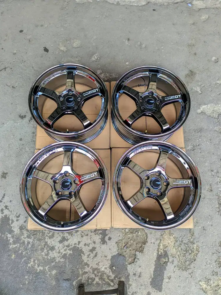 Velg Bekas Advan GT R17 Pcd 5 x 114 lbr 7,5 et 38
