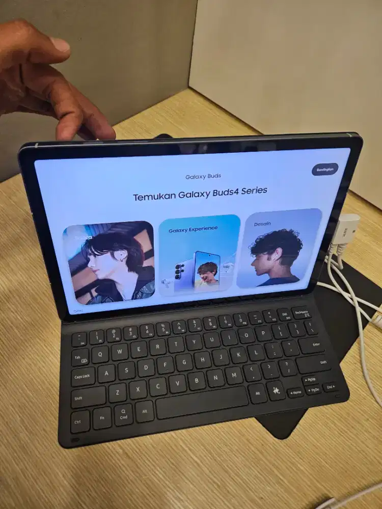 Samsung Galaxy Tab S10 FE Gratis Bonus Buds Core + Charger & Speaker