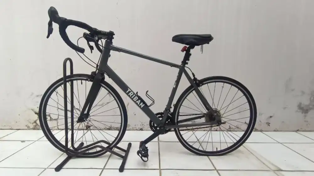 Dijual sepeda road bike  Triban ori Decathlon
