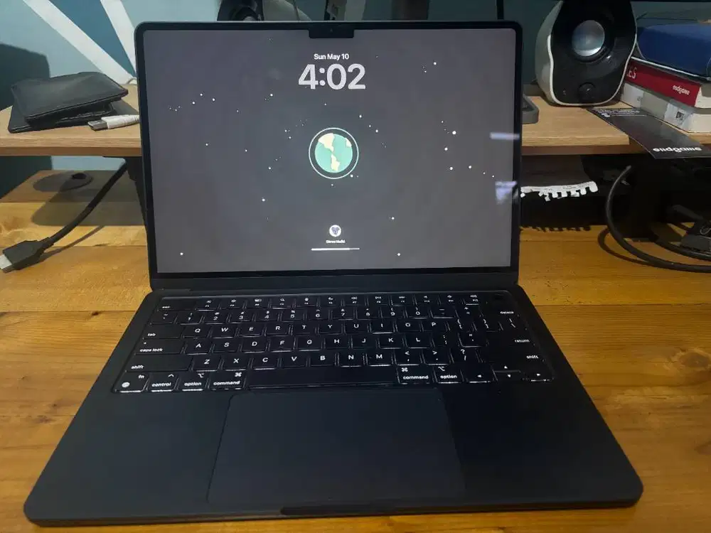 Macbook Air M2 16gb 256gb Bekas Second Ibox Seperti baru