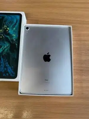 iPad Pro 256GB (Gen1) inter Wifi Cell bergaransi bisa cicilan dan nego