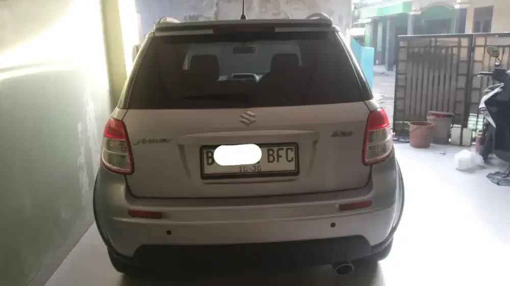 Di jual suzuki sx4 lengkap pajak on