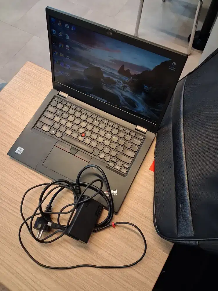 Laptop Lenovo Thinkpad L13 Core i5 Gen 10 - Black