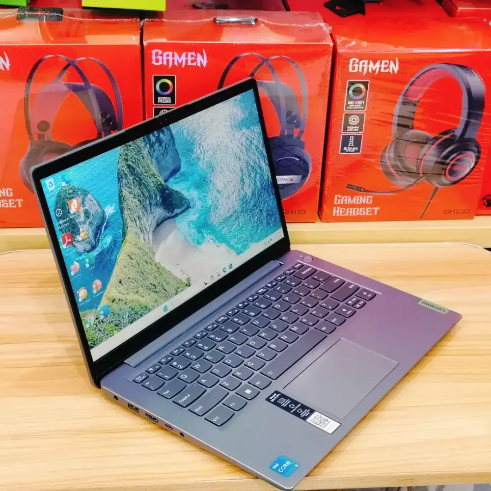 Lenovo IdeaPad 3 14ITL6 - Core i3 Gen 11 RAM 8GB/512GB Mulus Like New