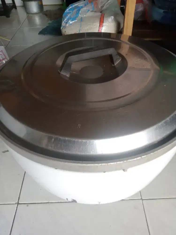 Magicgas merk Winn Gas  kapasitas 9 Liter