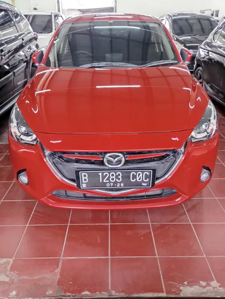 Mazda 2 HB 1.5 R AT Sky Activ 2016 Merah