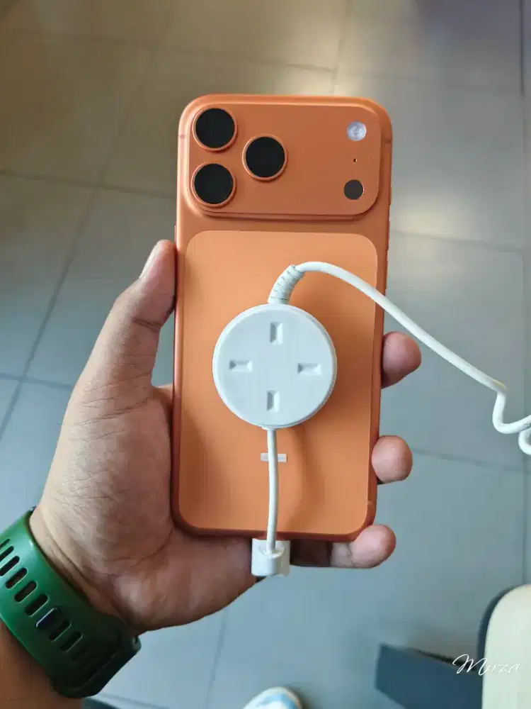 iPhone 17 pro max,, garansi resmi bisa cicilan syarat ktp aja