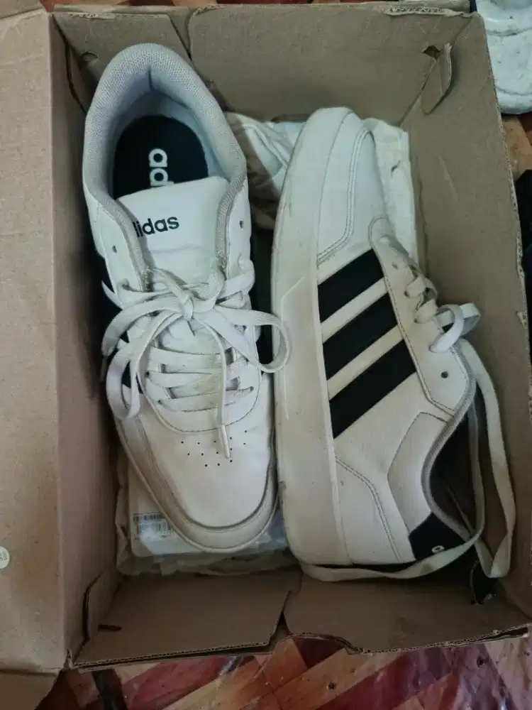 Spatu Adidas ori