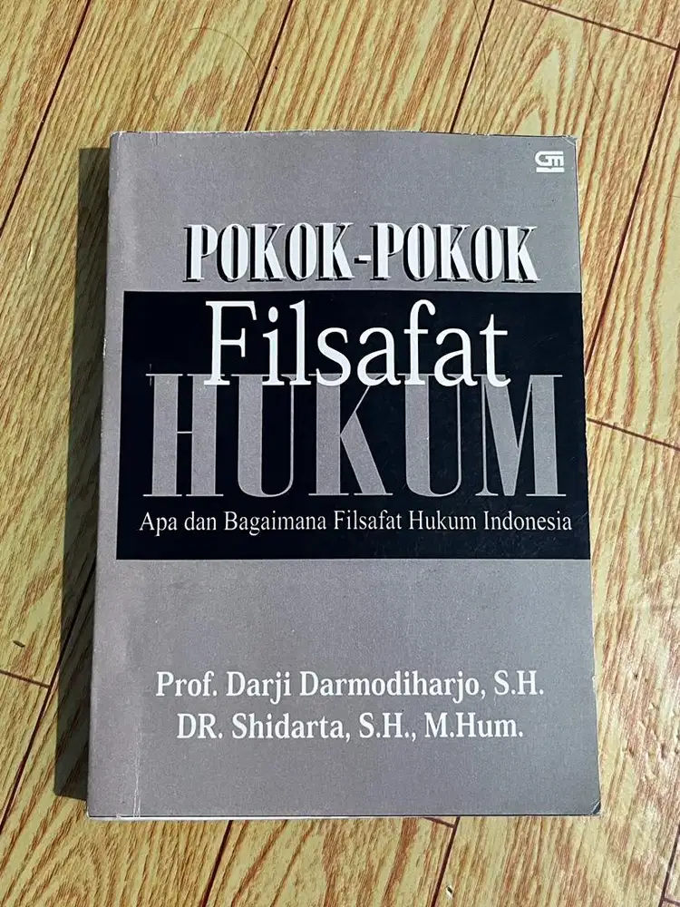Pokok-Pokok Filsafat Hukum - Prof Darji Darmodiharjo