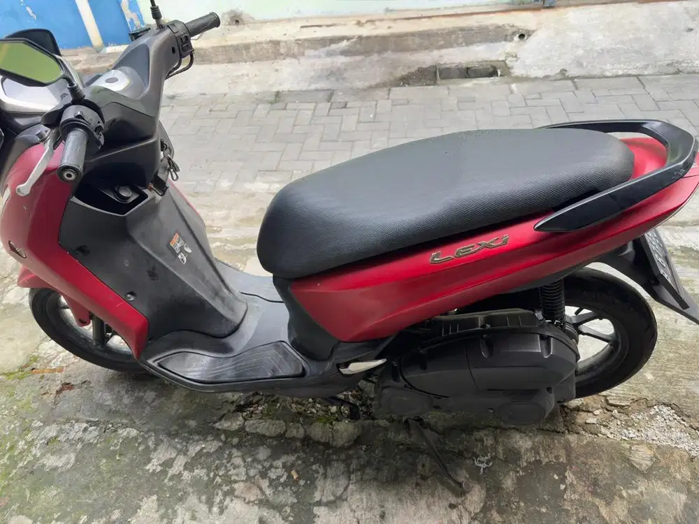 DIJUAL YAMAHA LEXI Rp. 10,500,000