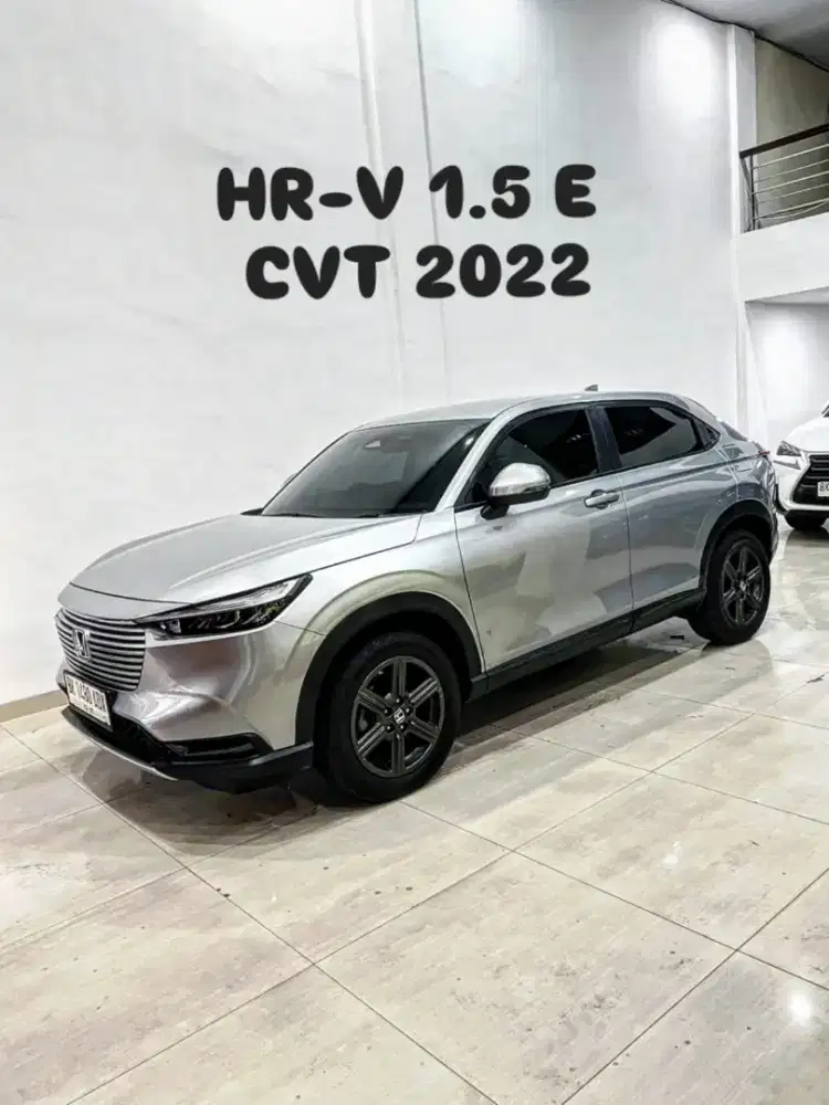 HR-V 1.5 E Automatic 2022 / 2023 hrv honda silver creta