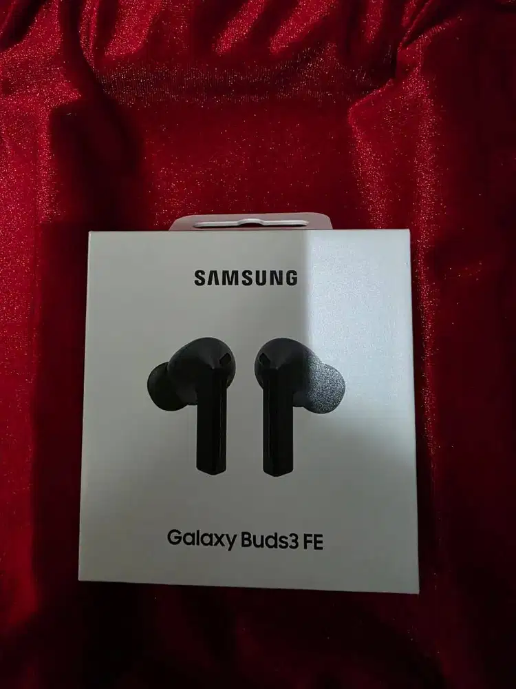 GALAXY BUDS 3 FE HITAM (BARU MASIH SEGEL / BNIB)