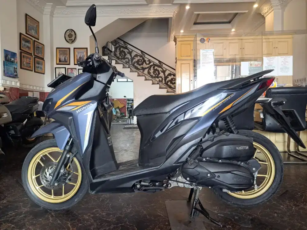 DP 1JT HONDA VARIO 125 TH 2021 BARANG ANTIK MOTOR RAWATAN KM.RENDAH