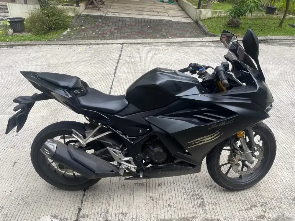 DIJUAL HONDA CBR 150, TAHUN 2022