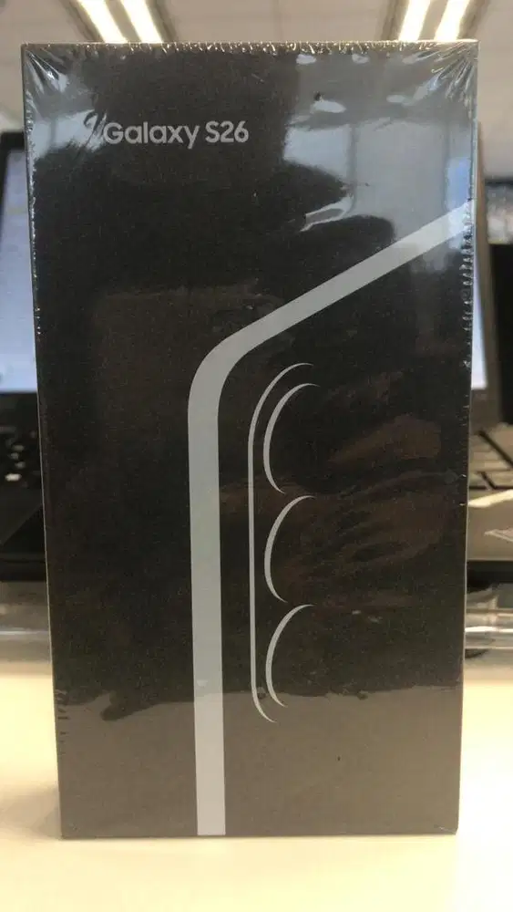 Samsung Galaxy s26 12/512 New