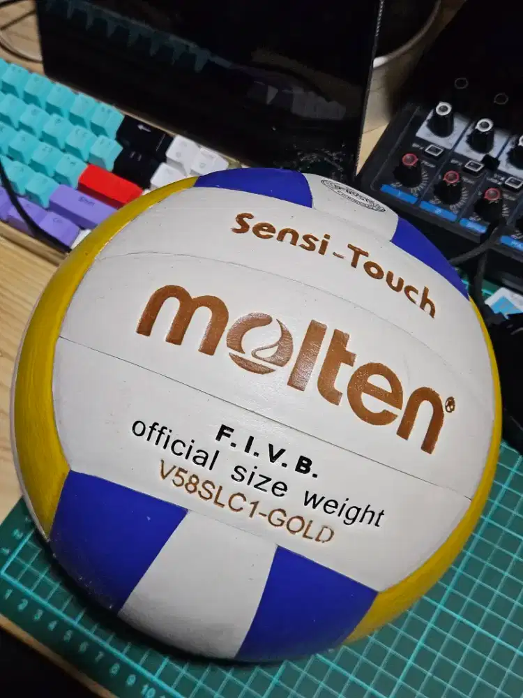 Bola Voli Molten Original