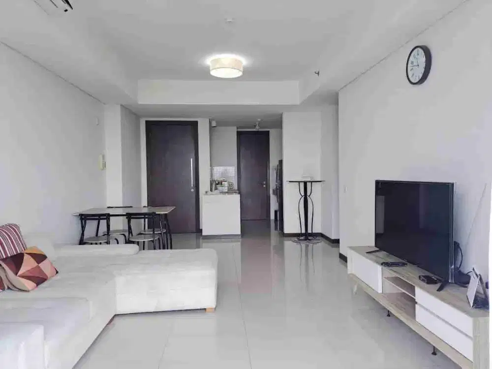Apartemen St Moritz Puri Indah Jakbar 2BR 96m2 Semi Furnished