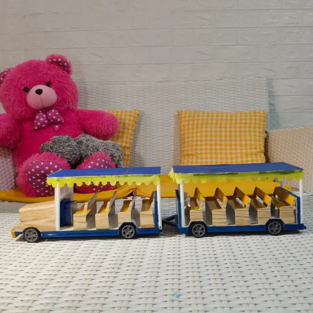 Miniatur kereta pasar malam handmade