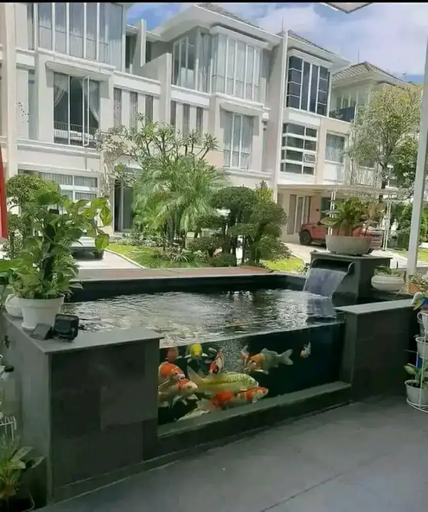 Kolam kaca minimalis