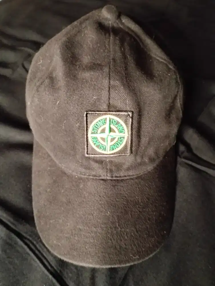 Jual topi STONE ISLAND