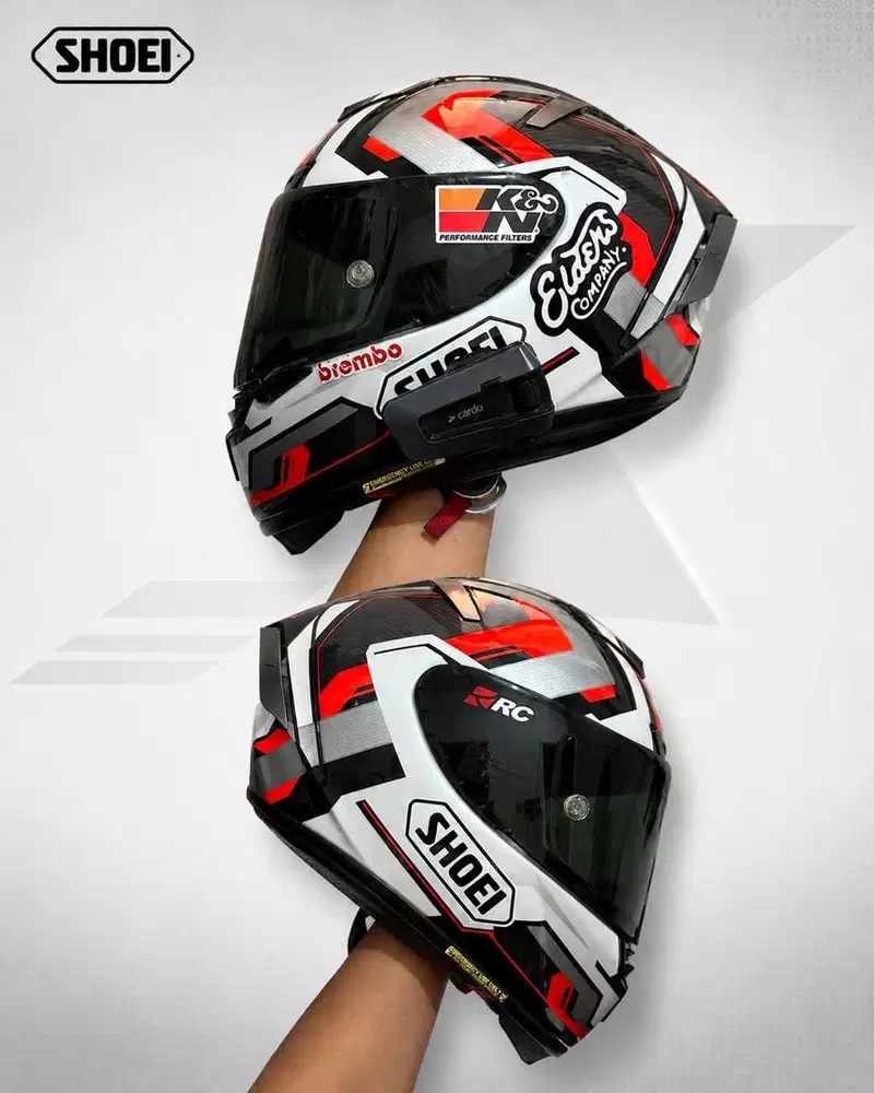 Helm shoei dan intercom packtalk edge