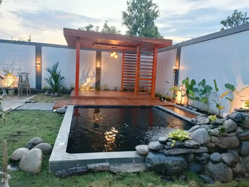 Kolam hias ikan koi