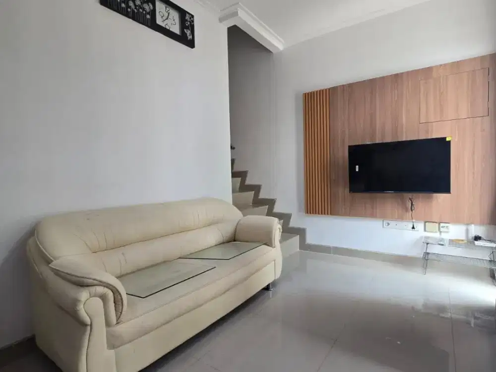 Disewa Rumah PIK2 Tahap 2,Uk 6x10, 2+1 KT, Furnished
