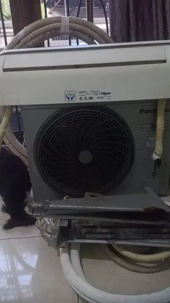 Dijual AC panasonic 1/2 masih dingin banget edisi mua pindahan