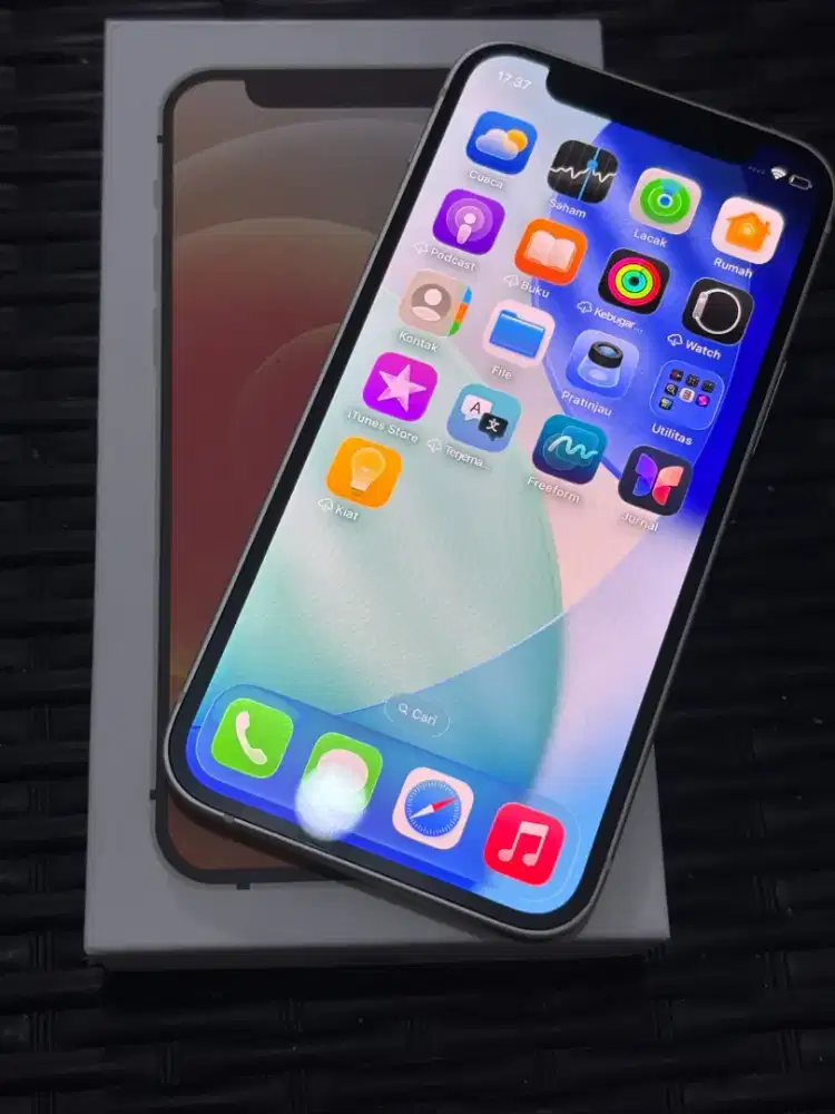 SATSETT AJAA KE LOK
Iphone 12 Mini 64Gb Mulus All Operator
