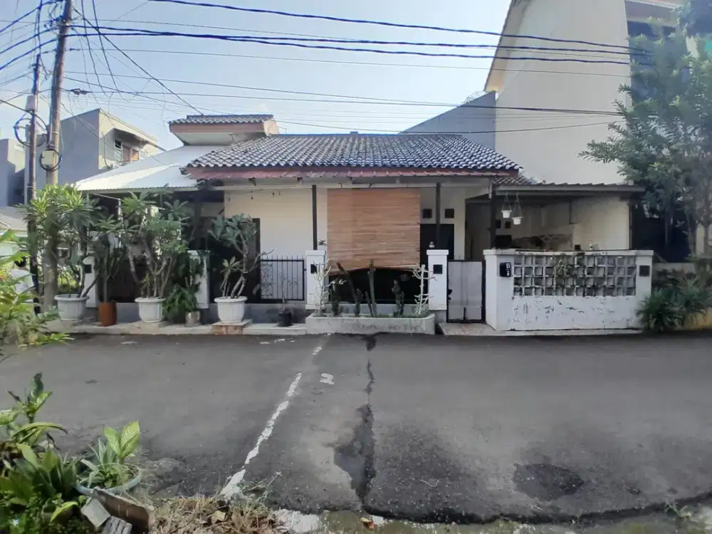 Rumah Hook Taman Ventura Indah 2 Beji Dekat Akses Tol