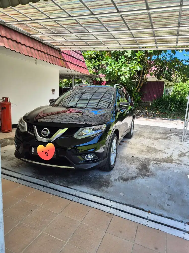 DI JUAL X-TRAIL 2015