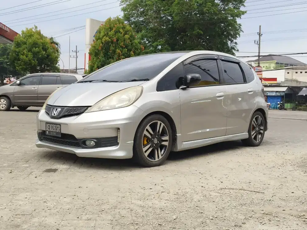 FOR SALE Honda Jazz RS Matic 2012